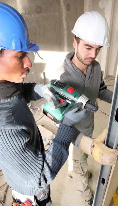 Tradesmen,Installing,Drywall